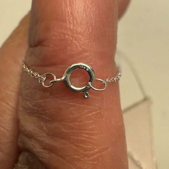 10K Elegant Diamond Accent Heart Key Pendant Necklace - Picture 5 of 5